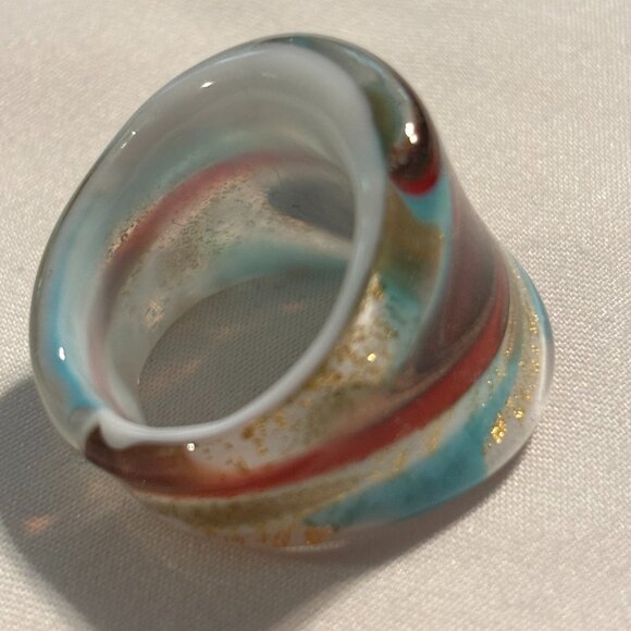 Murano Glass Ring - Size 7.5 - Picture 2 of 4
